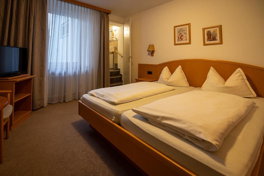 Nostalgie Altstadt Hotel Kornpforte By 42 Koblenz  Exterior photo
